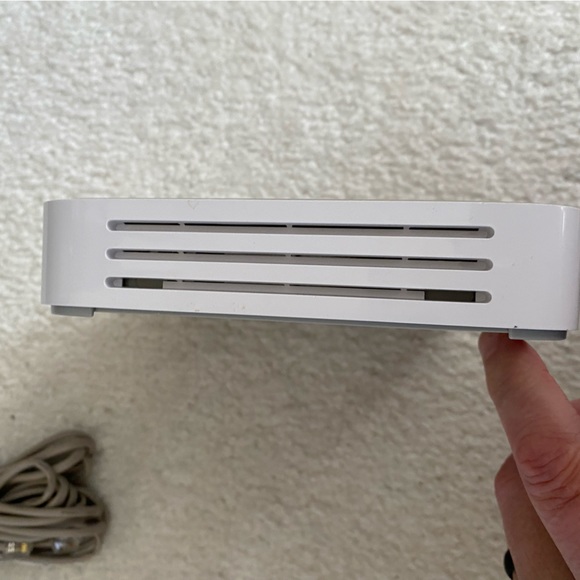 AT&T Wireless Router W/ Wireless DSL Modem - Picture 6 of 9